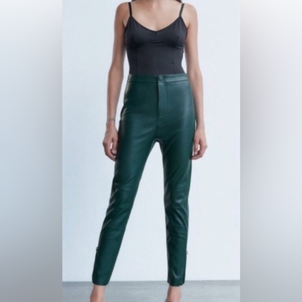 Zara Faux Leather Tapered Womens Pants Trousers‎ Size M Green High Rise